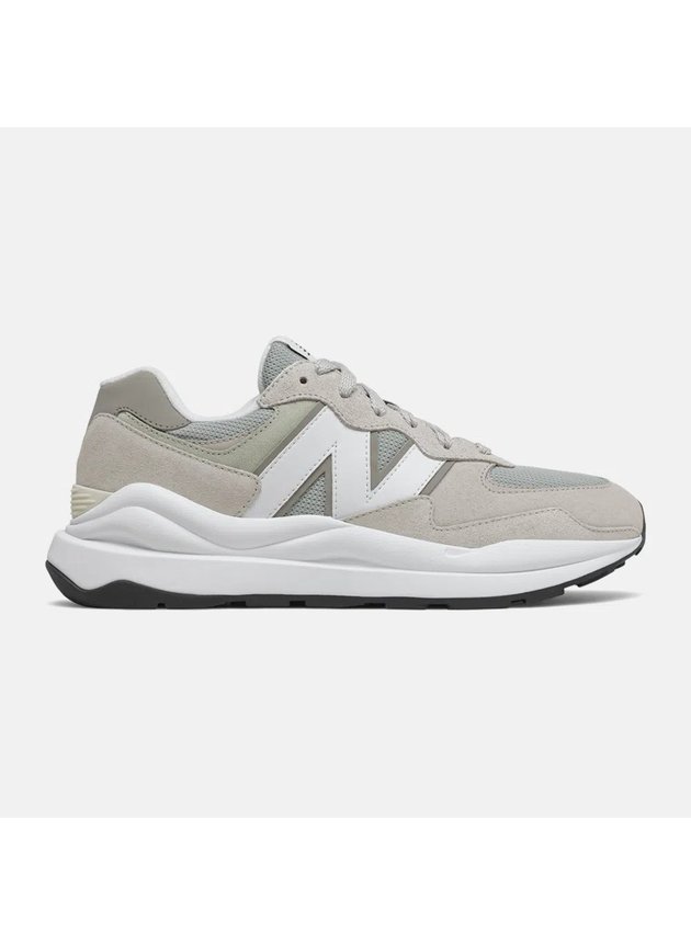 tenis new balance 57 40 masculino cinza branco hyped 91