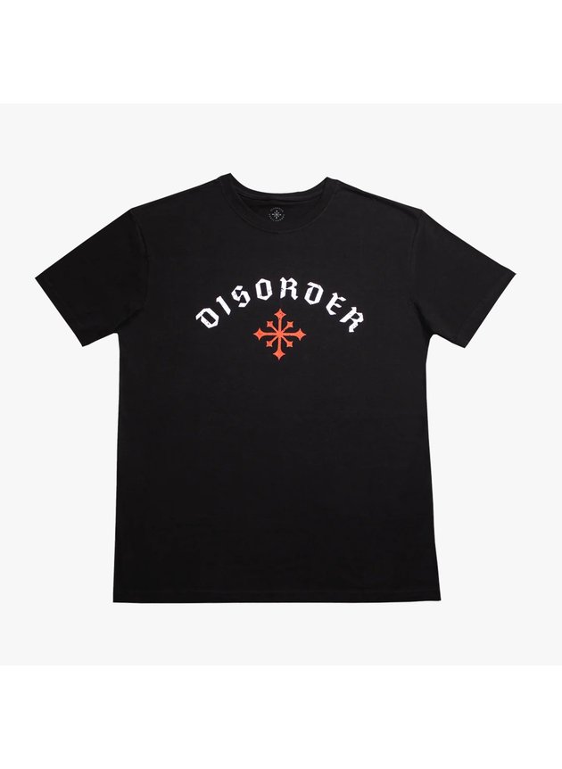 camiseta disorder skateboards arch logo tee preta hyped 91